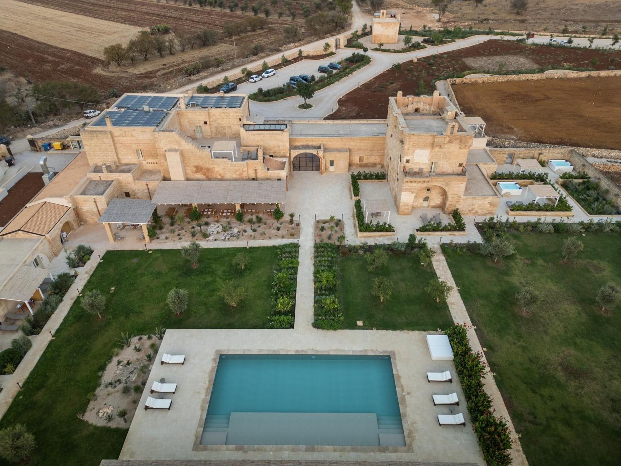 Masseria Donna Menga - The Leading Hotels Of The World Torre Lapillo Exterior foto
