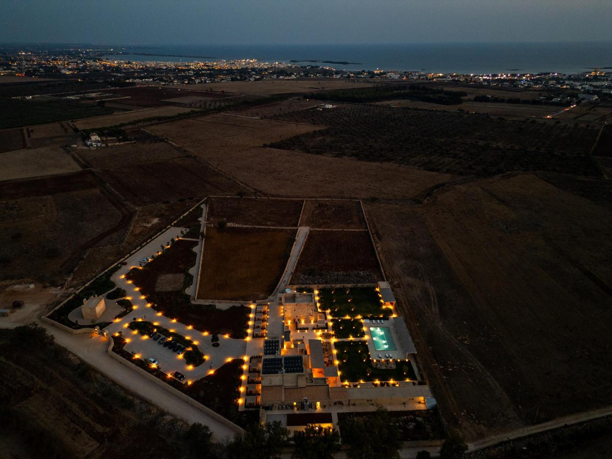 Masseria Donna Menga - The Leading Hotels Of The World Torre Lapillo Exterior foto